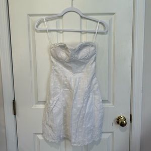 American Eagle White Eyelet Strapless Dress with pockets Size 00